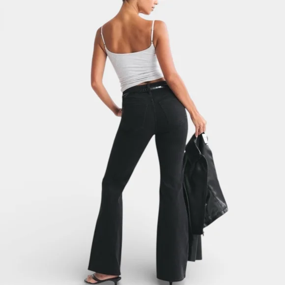 ABERCROMBIE & FITCH Curve Love The Flare Ultra High Rise Tall Black Jeans, Sz 27 - Picture 2 of 16